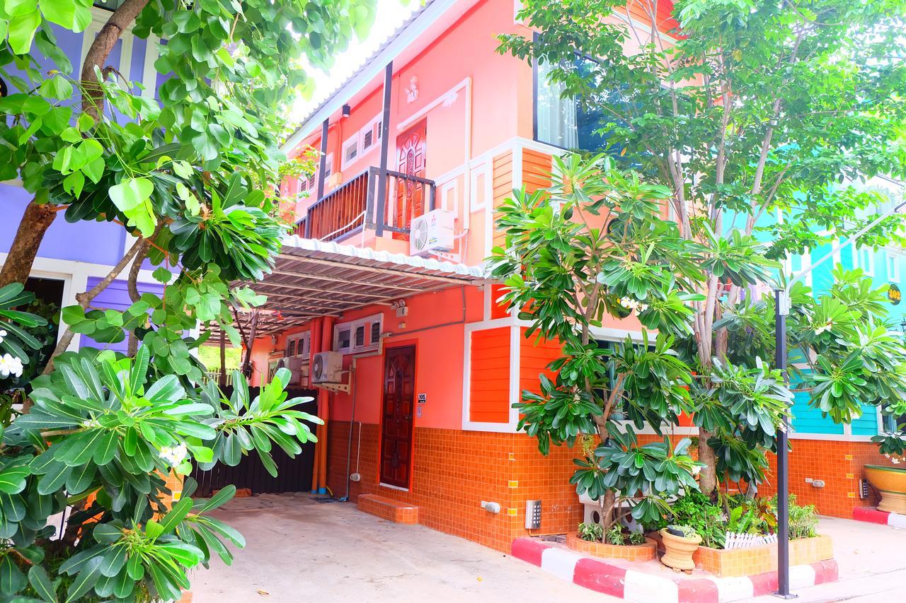 Rak Kun Resort 2 Nakhon Sawan Luaran gambar