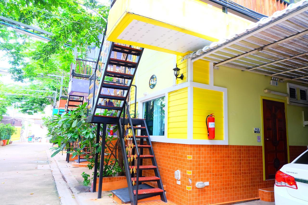 Rak Kun Resort 2 Nakhon Sawan Luaran gambar