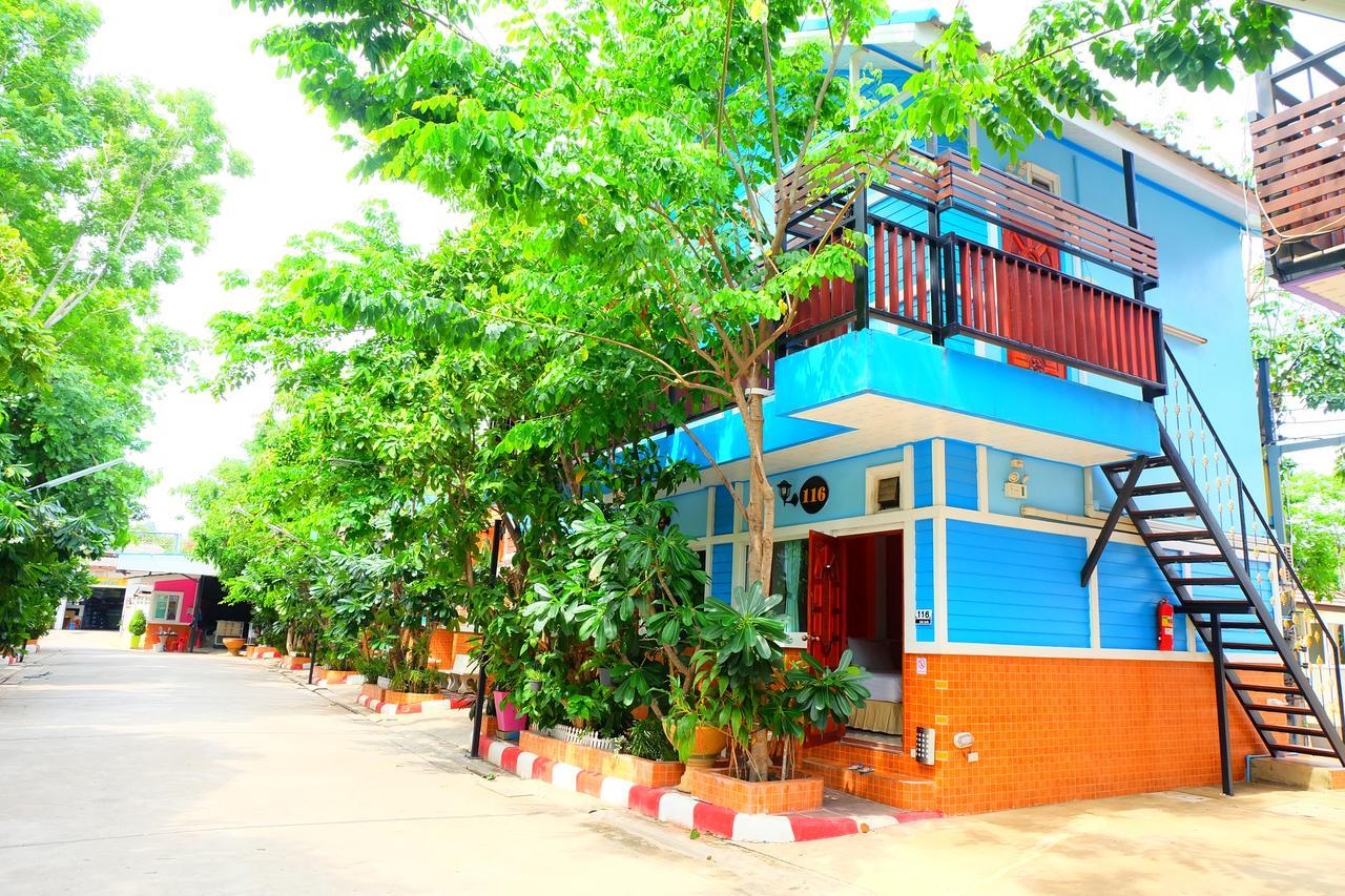 Rak Kun Resort 2 Nakhon Sawan Luaran gambar