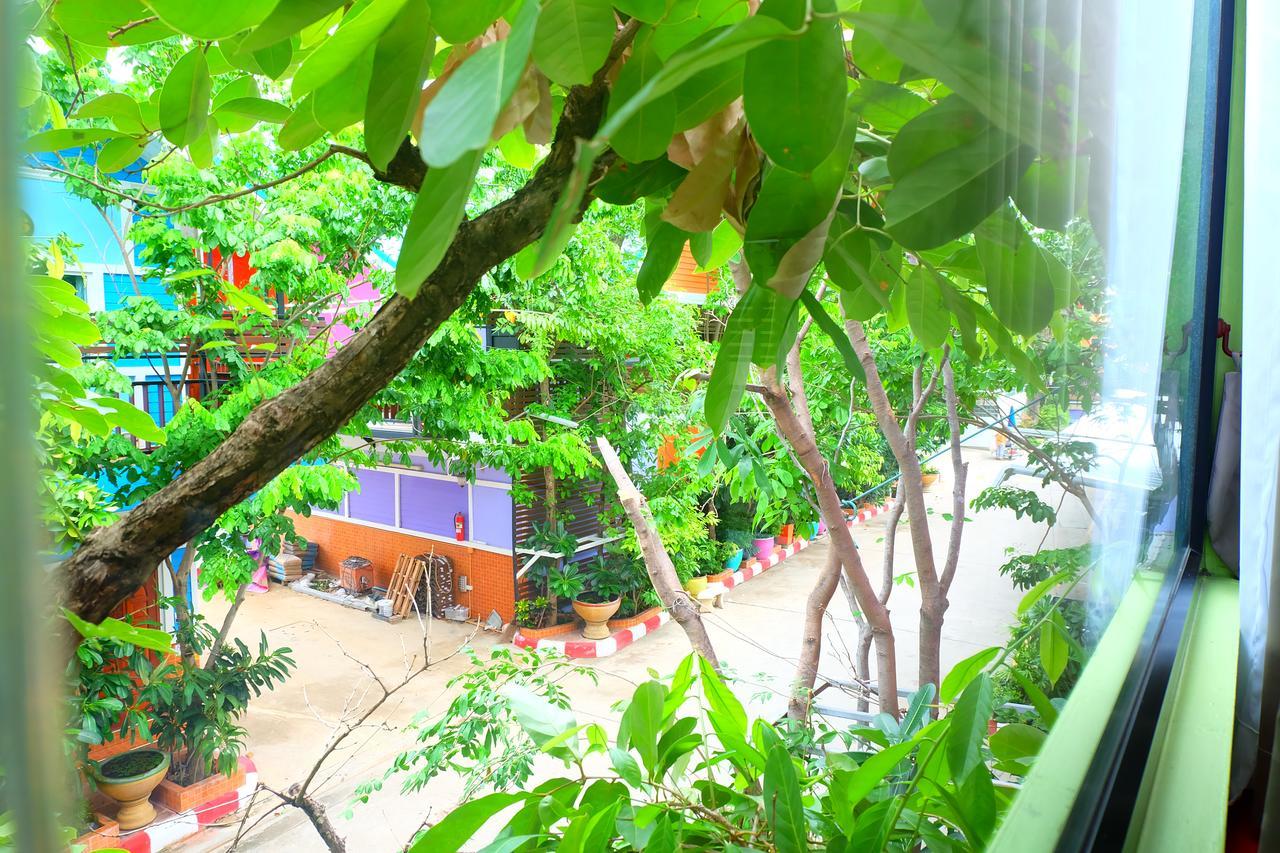 Rak Kun Resort 2 Nakhon Sawan Luaran gambar