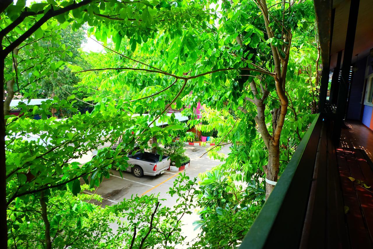 Rak Kun Resort 2 Nakhon Sawan Luaran gambar