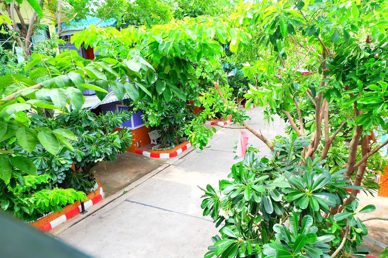 Rak Kun Resort 2 Nakhon Sawan Luaran gambar