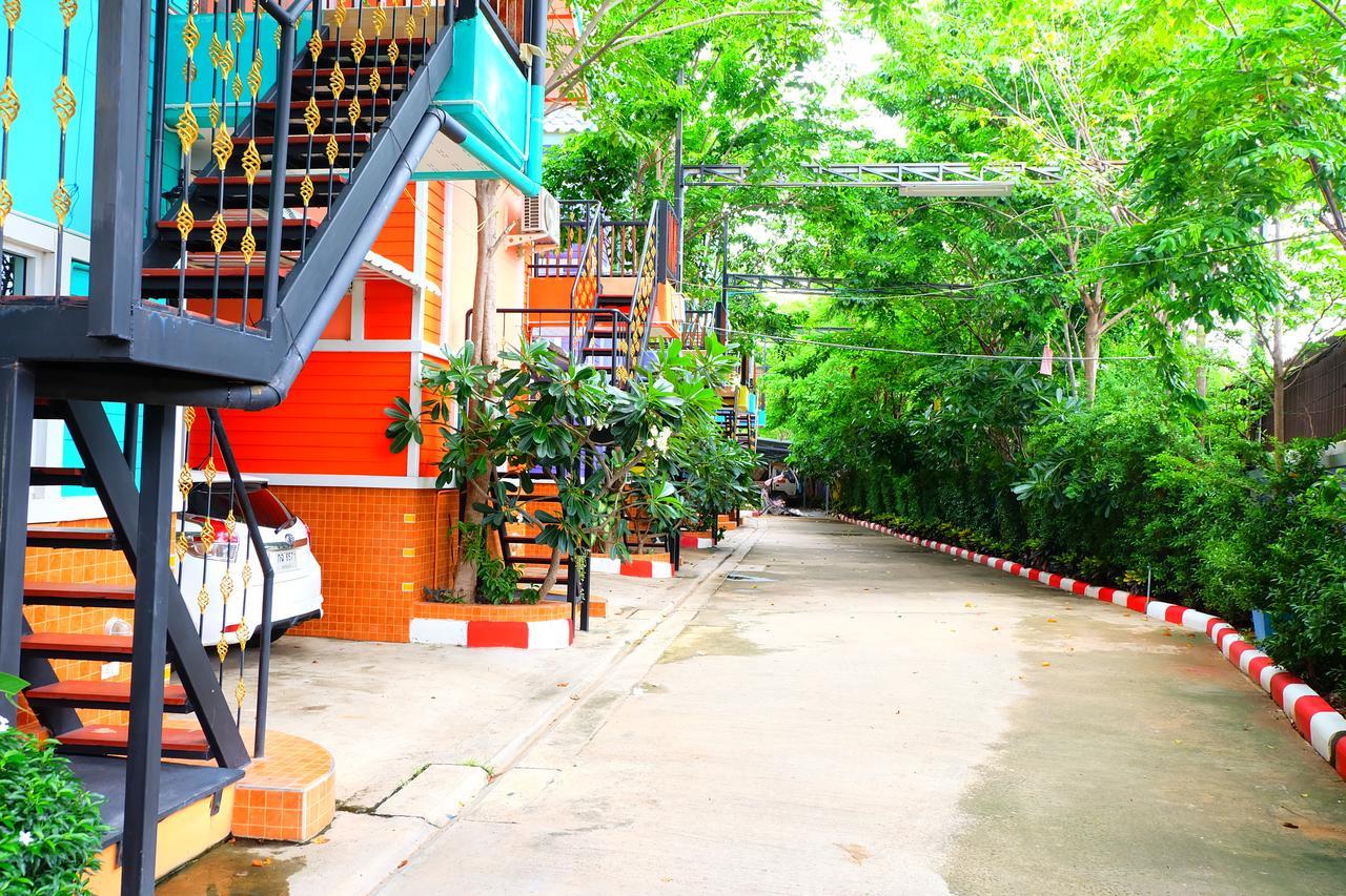 Rak Kun Resort 2 Nakhon Sawan Luaran gambar
